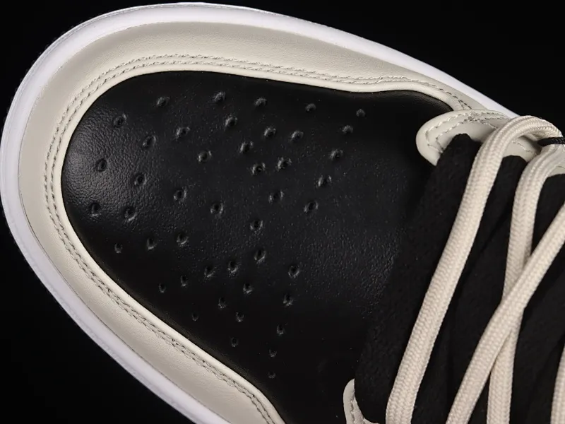 All categories Air Jordan Jordan series basketball shoes Air Jordan 1 Low Z version Air Jordan 1 Low AJ1 Joe 1 customized version Vibe flavor deconstruction Sports culture basketball shoes 553558-062